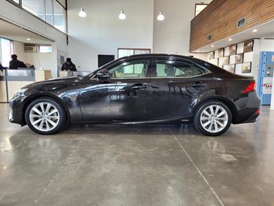 2014 Lexus IS - Thumbnail