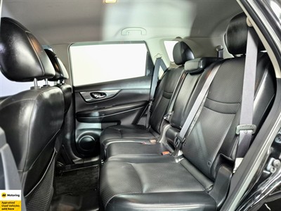 2015 Nissan X-Trail - Thumbnail