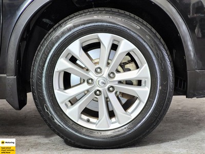 2015 Nissan X-Trail - Thumbnail