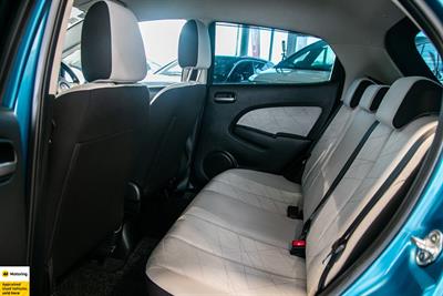 2011 Mazda Demio - Thumbnail