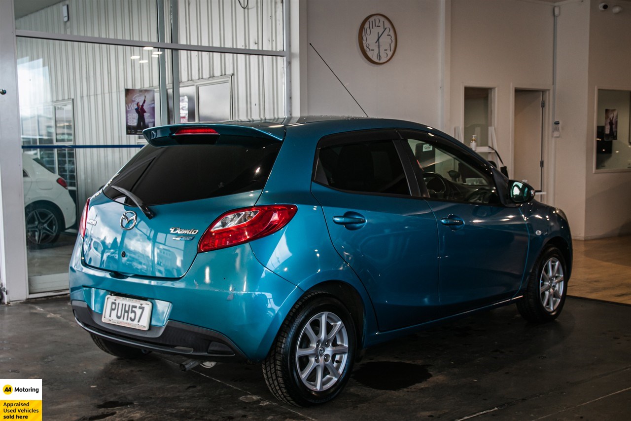 2011 Mazda Demio