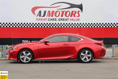2015 Lexus RC300h - Thumbnail