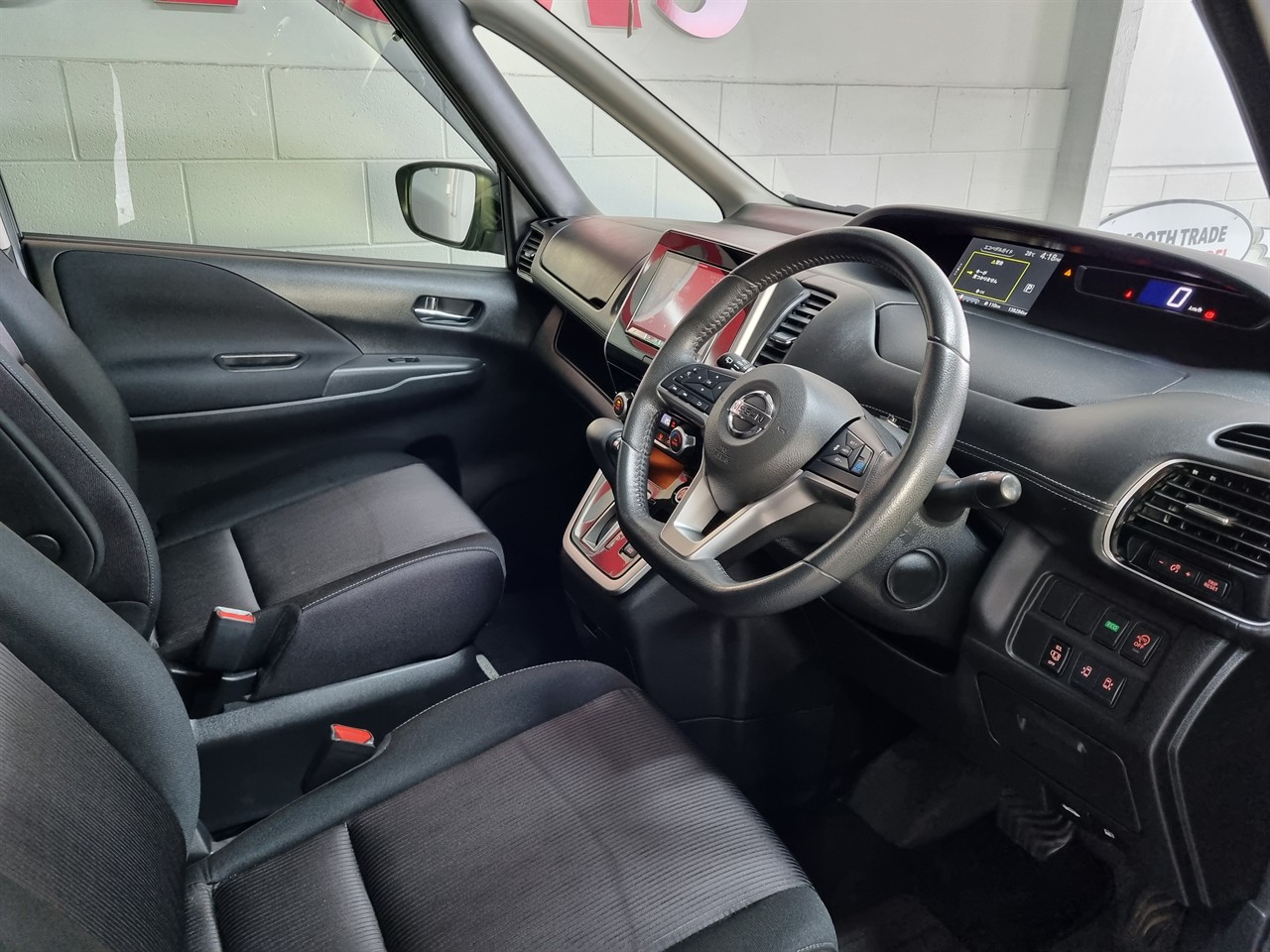 2016 Nissan Serena