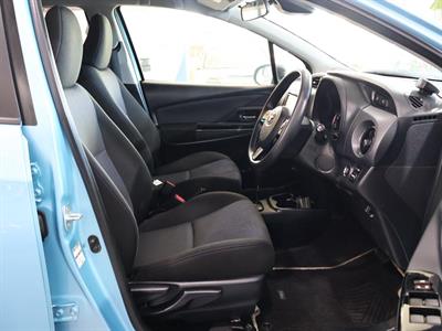 2016 Toyota Vitz - Thumbnail
