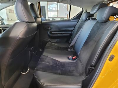 2014 Toyota Aqua - Thumbnail