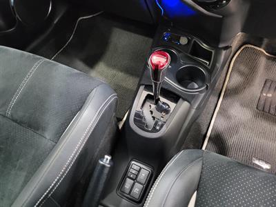 2014 Toyota Aqua - Thumbnail