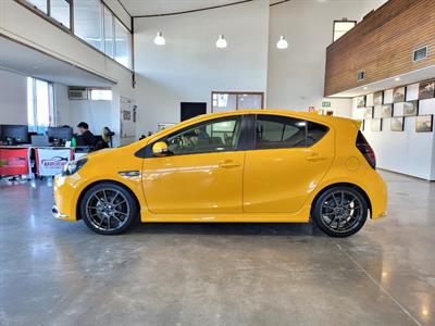 2014 Toyota Aqua - Thumbnail