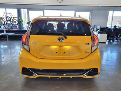 2014 Toyota Aqua - Thumbnail