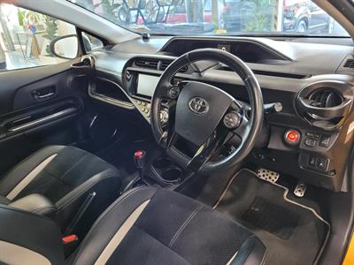 2014 Toyota Aqua - Thumbnail
