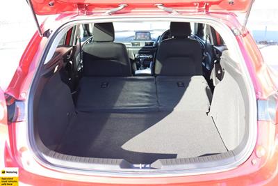 2016 Mazda Axela - Thumbnail