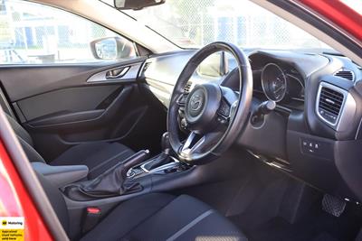 2016 Mazda Axela - Thumbnail