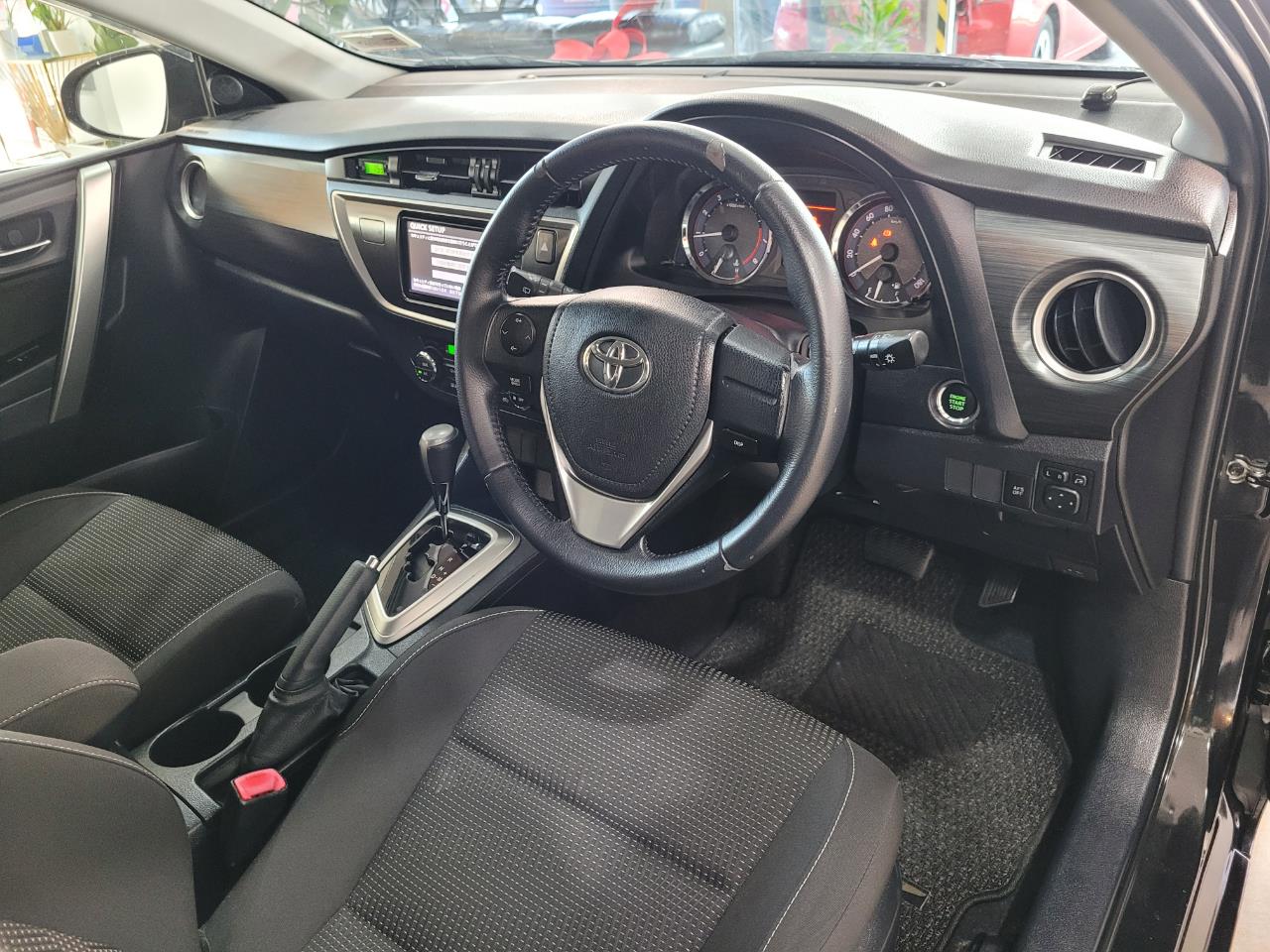 2013 Toyota Auris