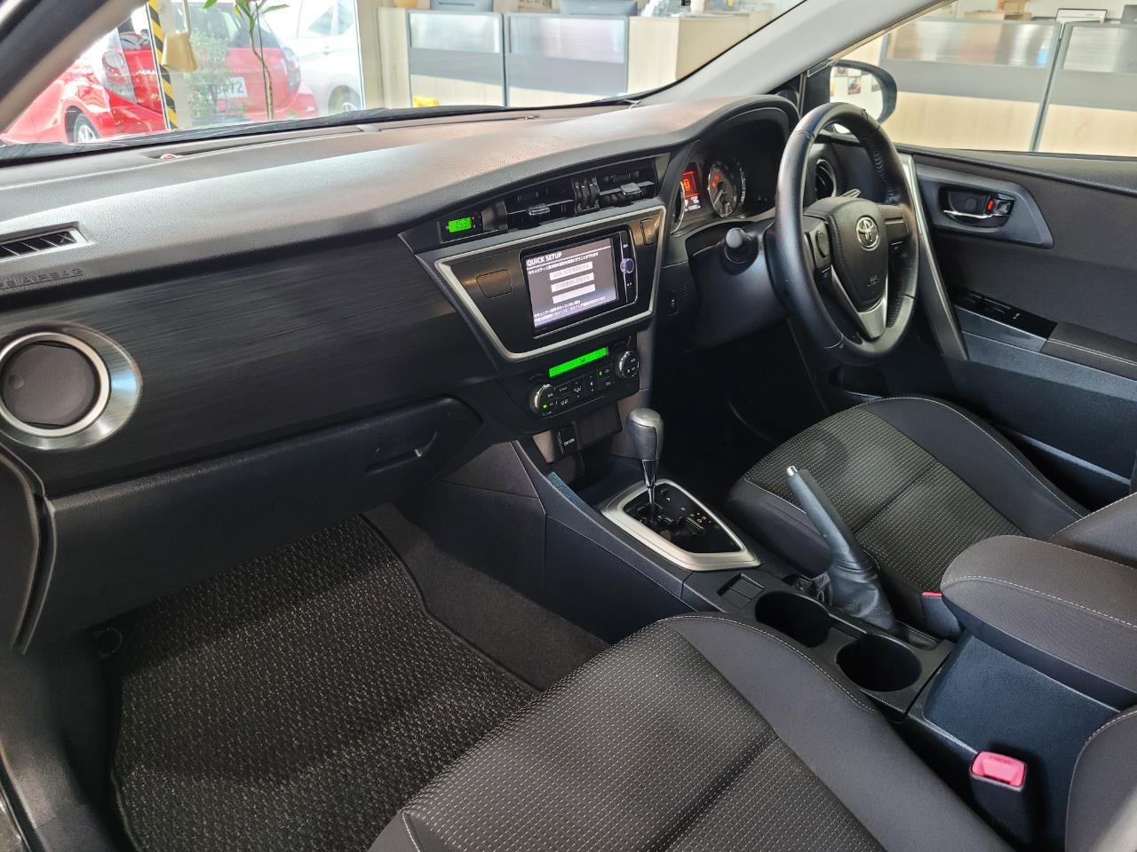 2013 Toyota Auris