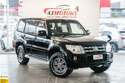 2013 Mitsubishi Pajero