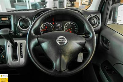 2021 Nissan NV350 - Thumbnail