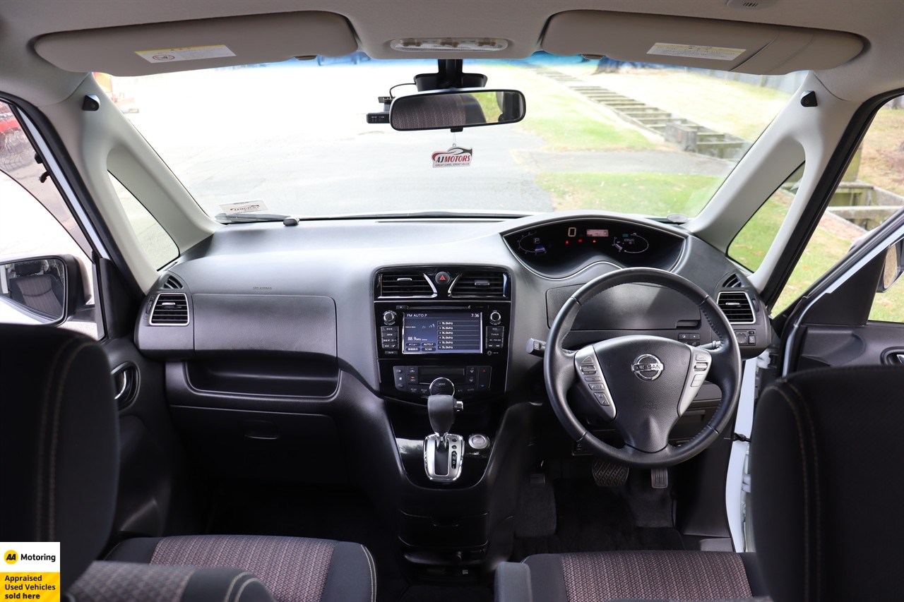 2015 Nissan Serena