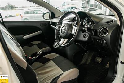 2012 Mazda Demio - Thumbnail