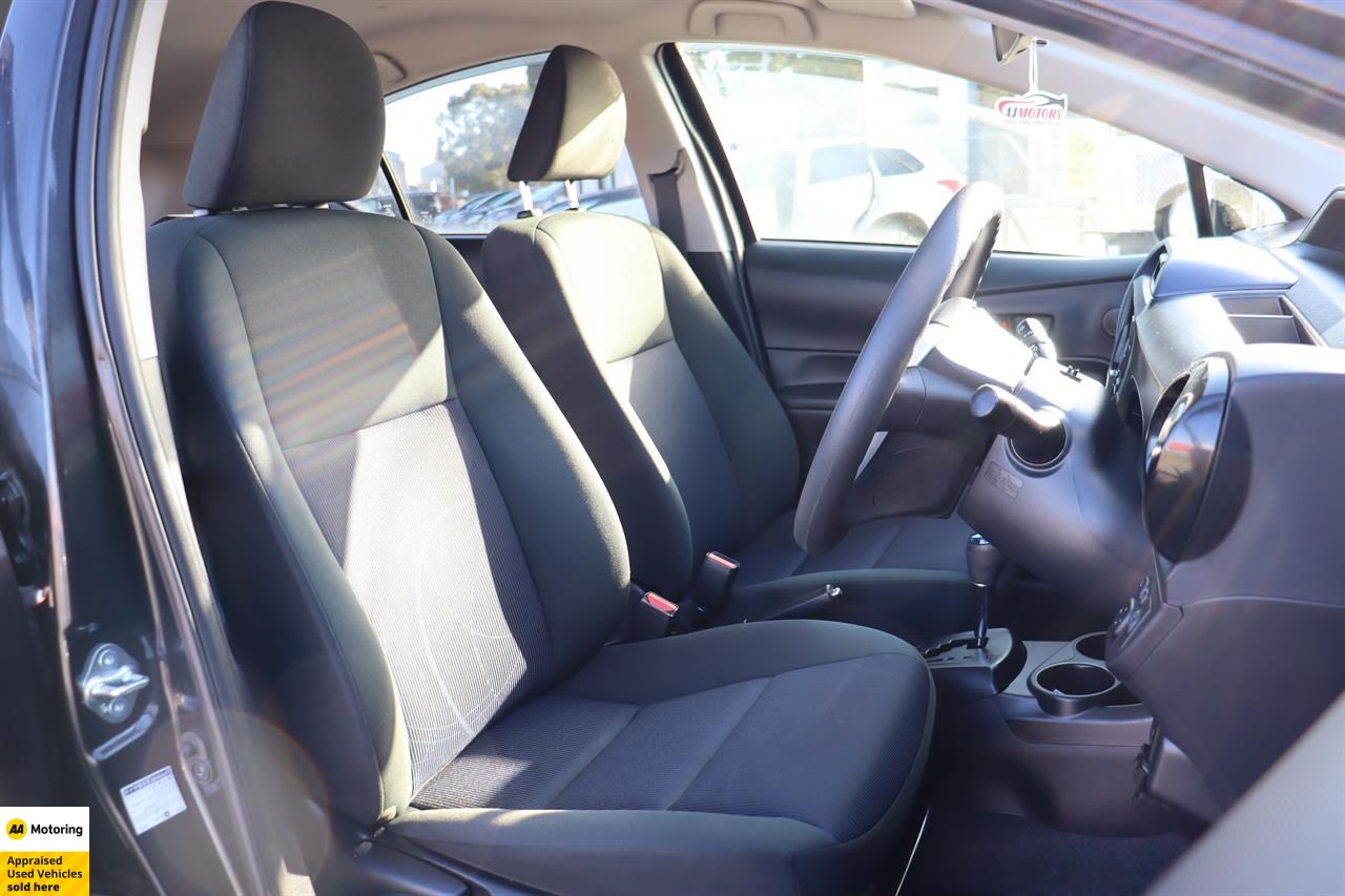 2015 Toyota Aqua