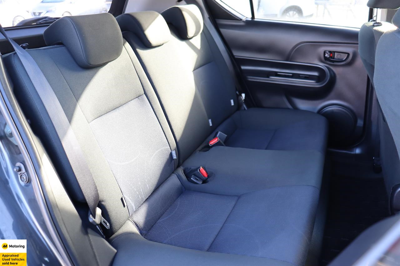 2015 Toyota Aqua