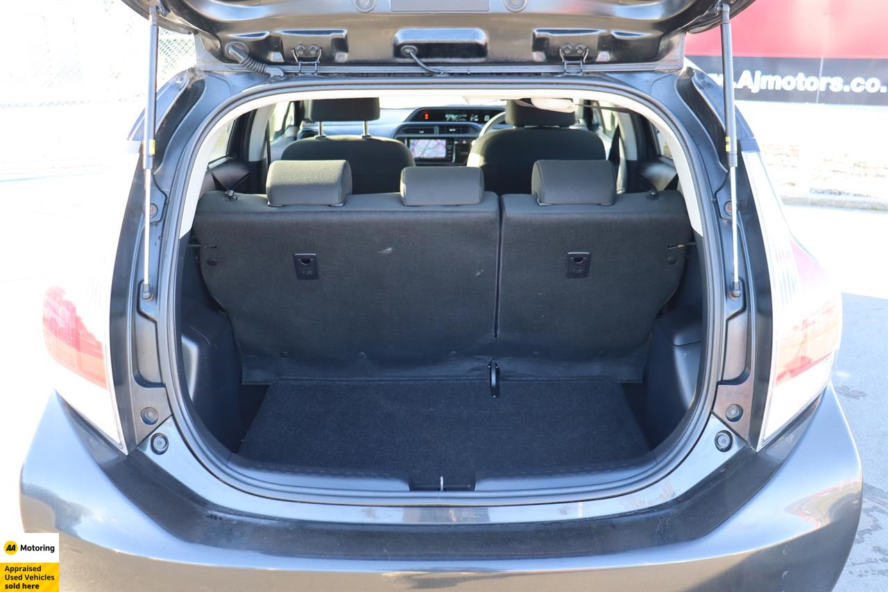 2015 Toyota Aqua