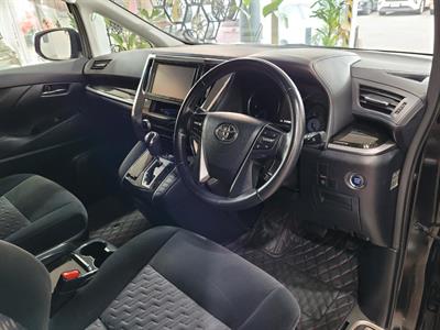 2015 Toyota Vellfire - Thumbnail