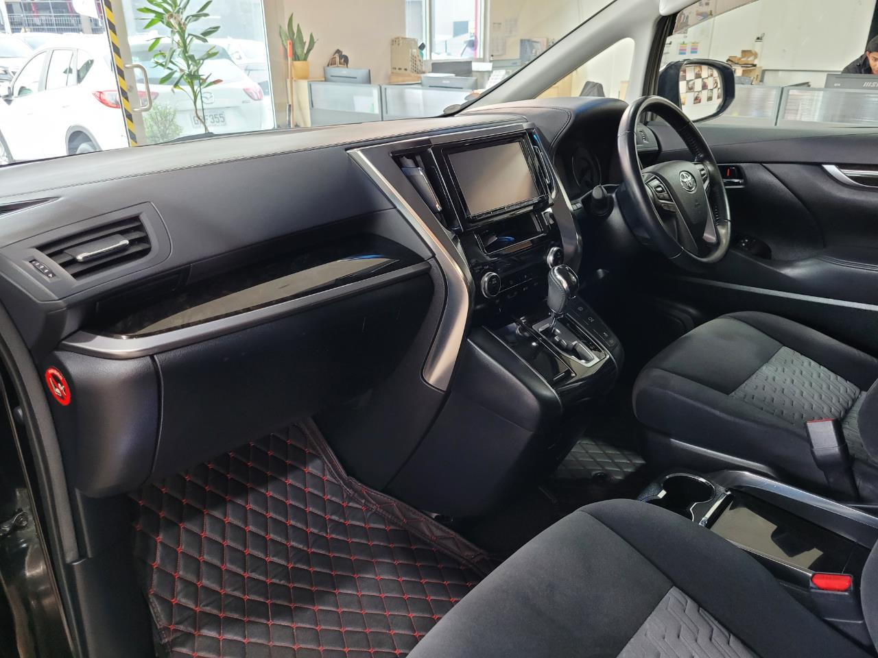 2015 Toyota Vellfire