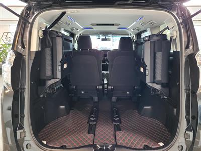 2015 Toyota Vellfire - Thumbnail