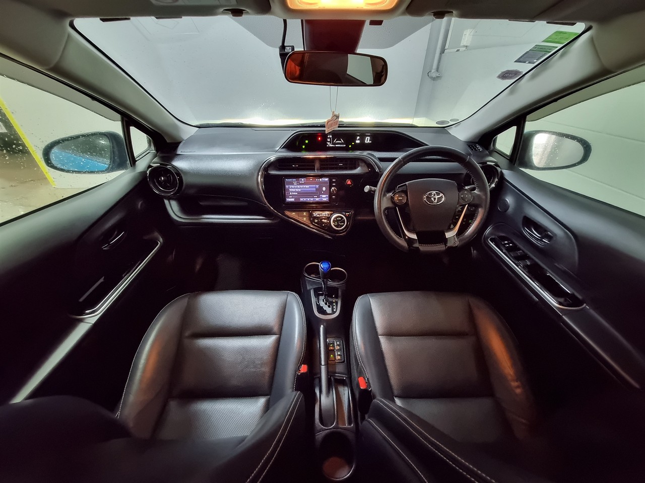 2017 Toyota Aqua
