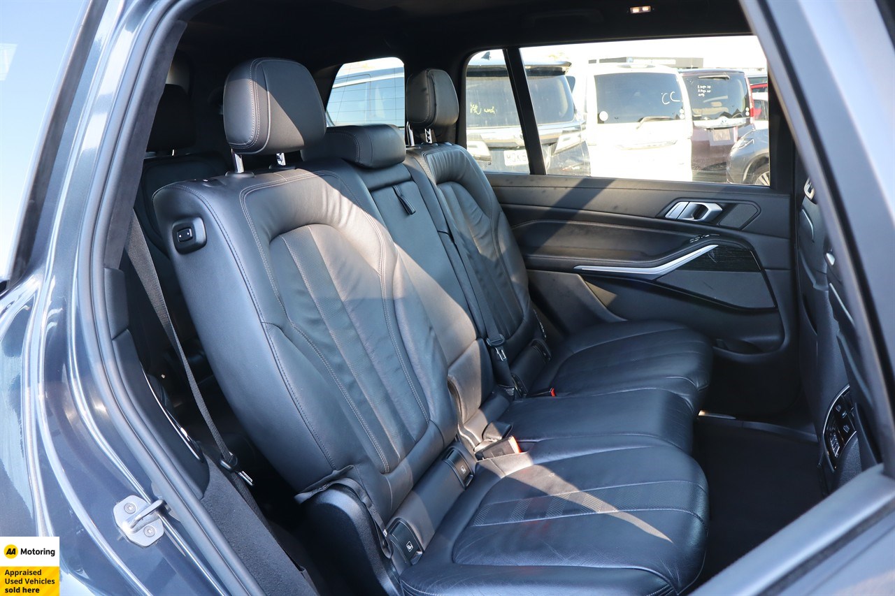 2020 BMW X7