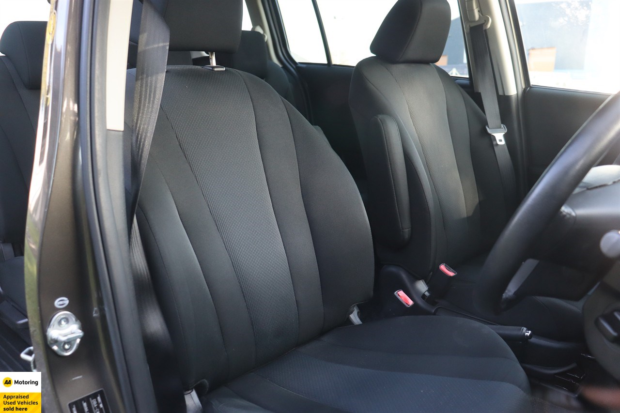 2014 Mazda Premacy
