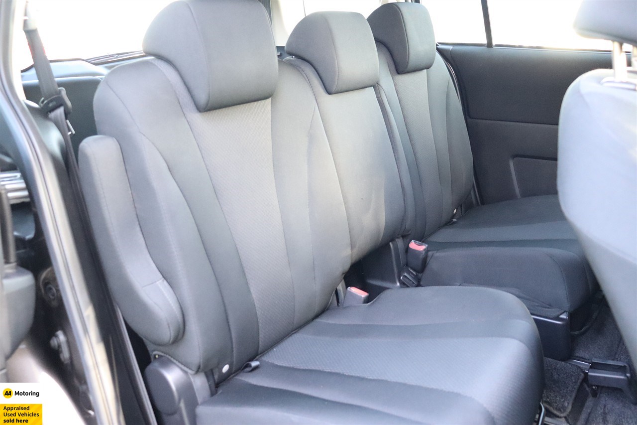 2014 Mazda Premacy