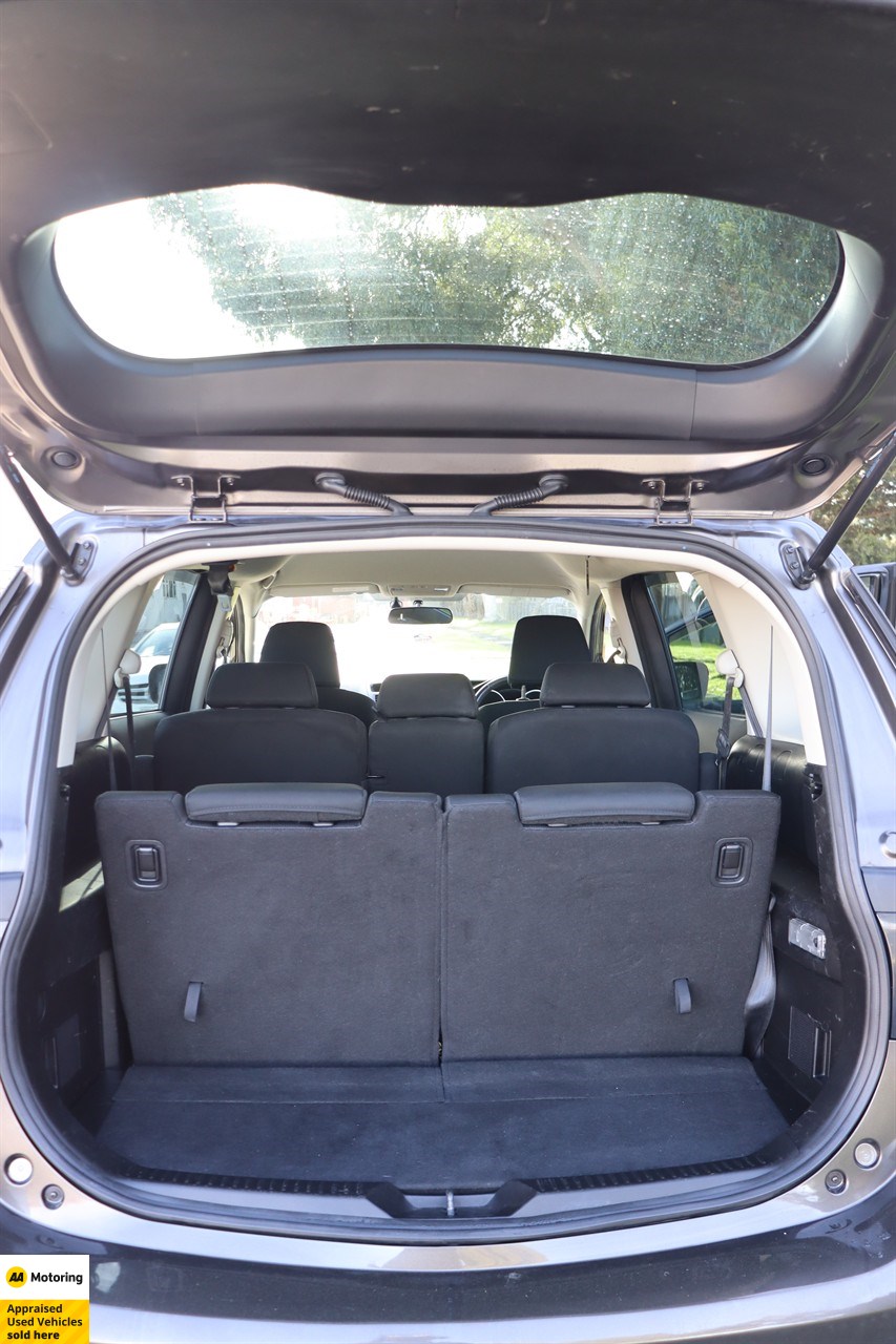 2014 Mazda Premacy
