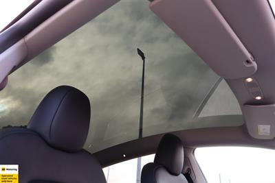 2022 Tesla Model Y - Thumbnail