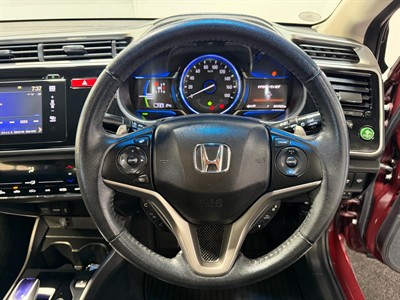 2014 Honda Grace - Thumbnail