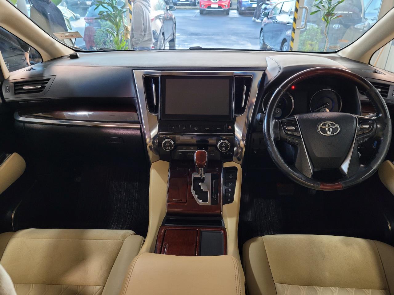 2016 Toyota Alphard