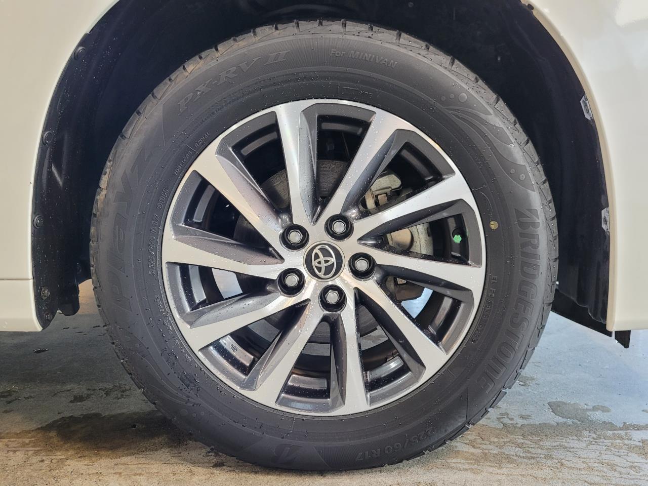 2016 Toyota Alphard