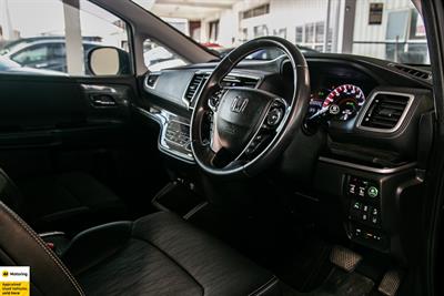 2016 Honda Odyssey - Thumbnail