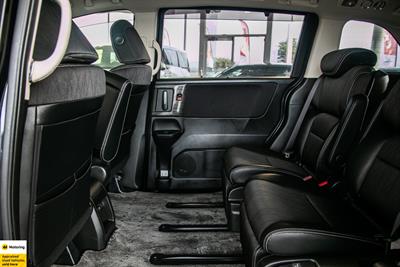 2016 Honda Odyssey - Thumbnail