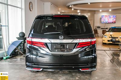 2016 Honda Odyssey - Thumbnail