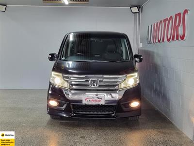2012 Honda STEPWAGON - Thumbnail