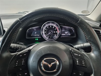 2015 Mazda Axela - Thumbnail