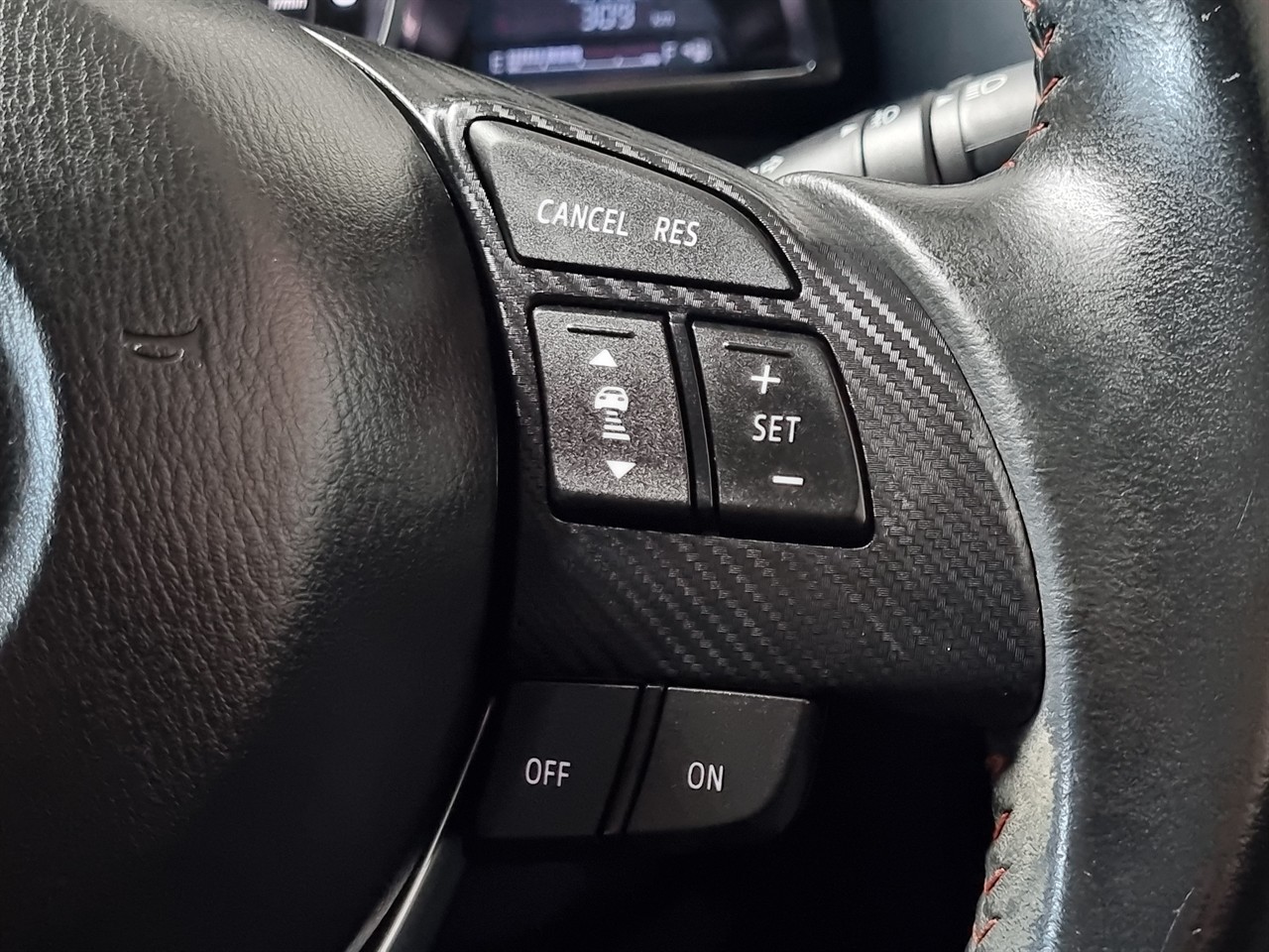 2015 Mazda Axela