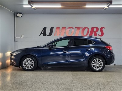 2015 Mazda Axela - Thumbnail