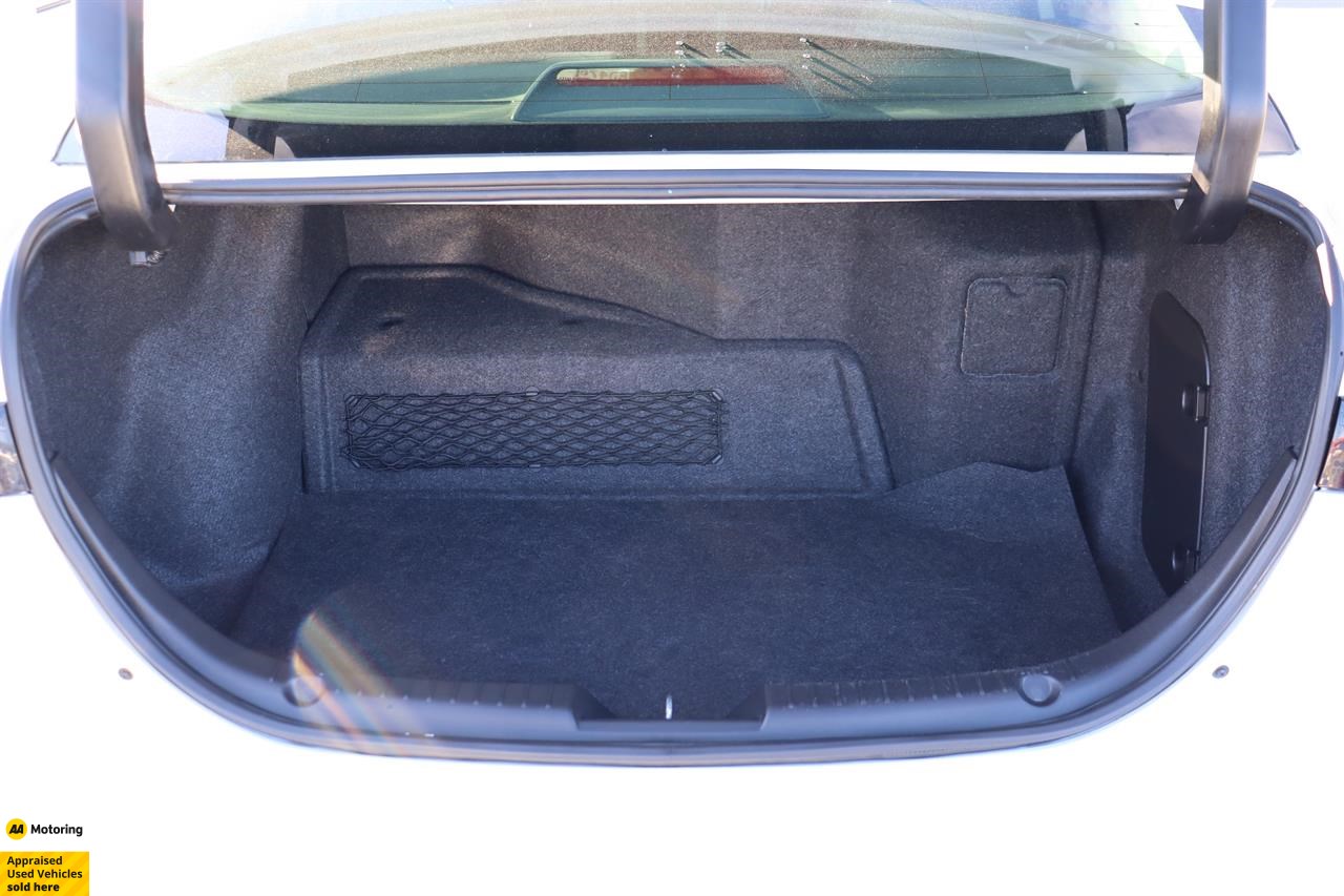 2016 Mazda Axela