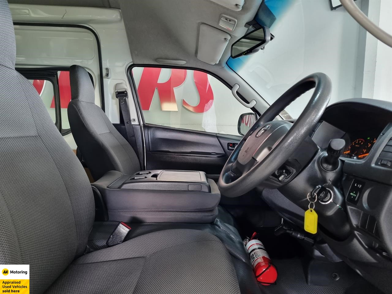 2014 Toyota Hiace