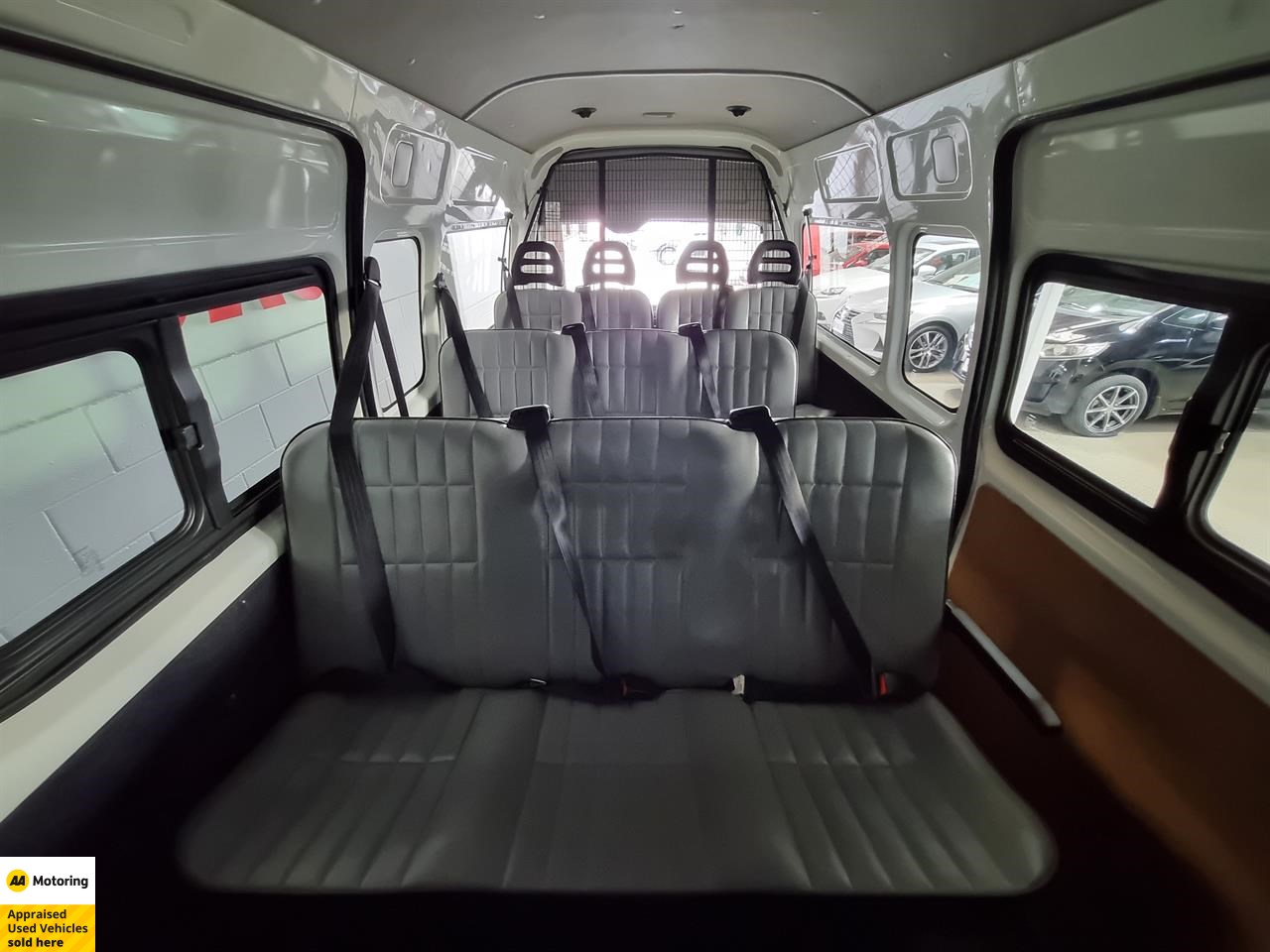 2014 Toyota Hiace
