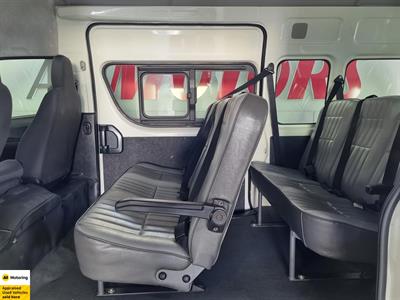 2014 Toyota Hiace - Thumbnail
