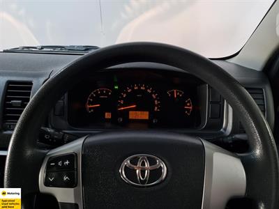2014 Toyota Hiace - Thumbnail