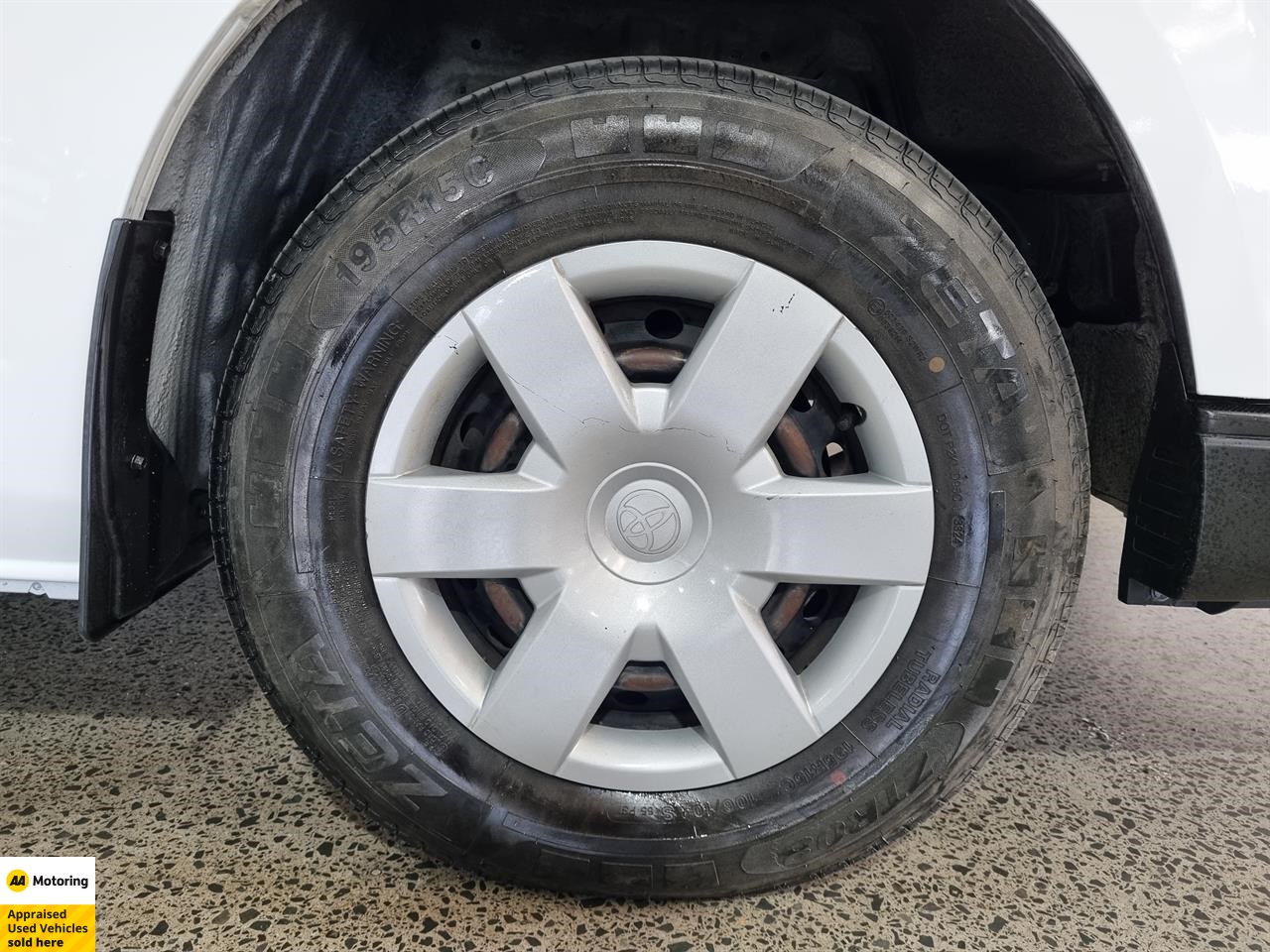 2014 Toyota Hiace