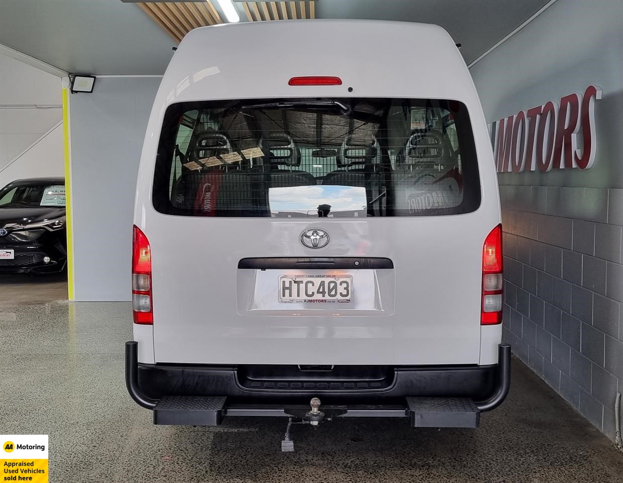 2014 Toyota Hiace